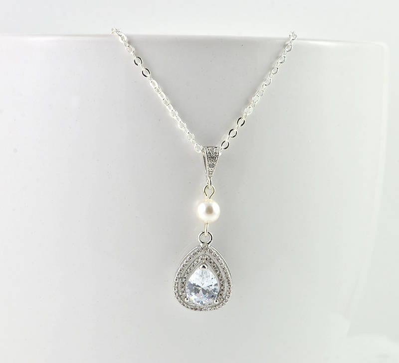 Silver Cubic Zirconia Pearl Necklace 