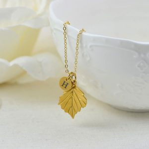 Gold Initials Leaf Charm Necklace, Bridesmaids Personalised Everyday Simple Charm Necklace, Gift for Her, Engraved Initial Drop Necklace 40